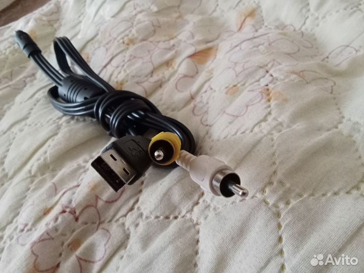 Кабель USB на видео