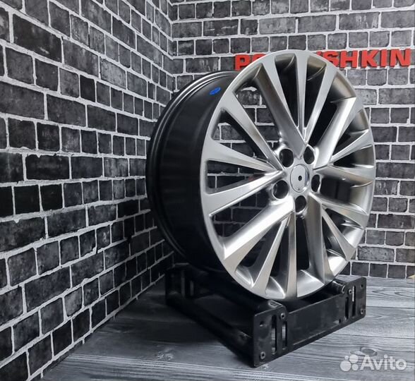 Диски Toyota Lexus R19 5x114.3