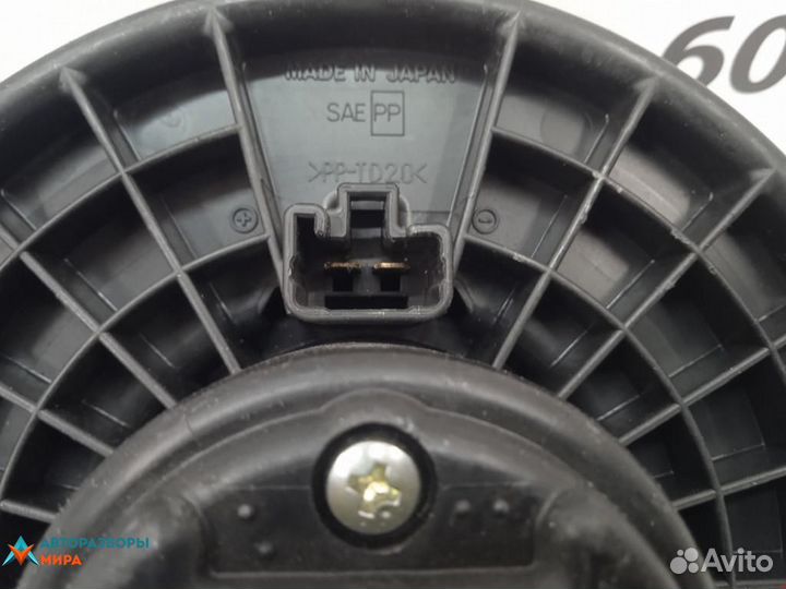 Моторчик печки Mazda 6 GH 2008 EG2161B10