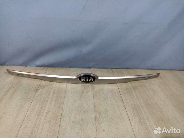 Молдинг крышки багажника Seltos Селтос