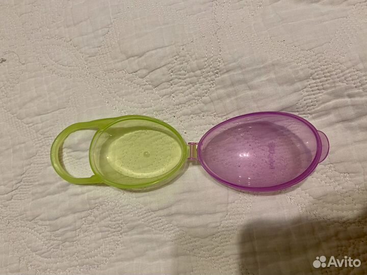 Чехол контейнер для пустышки