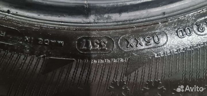 Michelin 4X4 A/T 215/65 R16