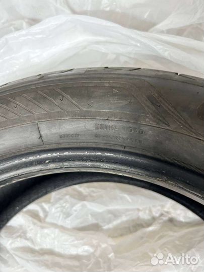 Goodyear EfficientGrip 2 SUV 235/55 R19 105V