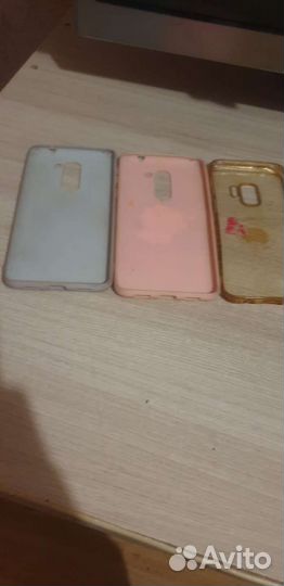 Чехлы на телефон