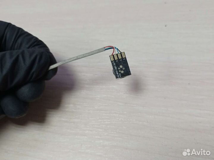 Микрофон на шлейфе для диагонали 10.1