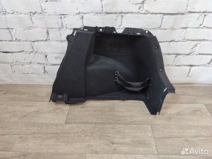 Обшивка багажника правая KIA Ceed JD 2012-2017