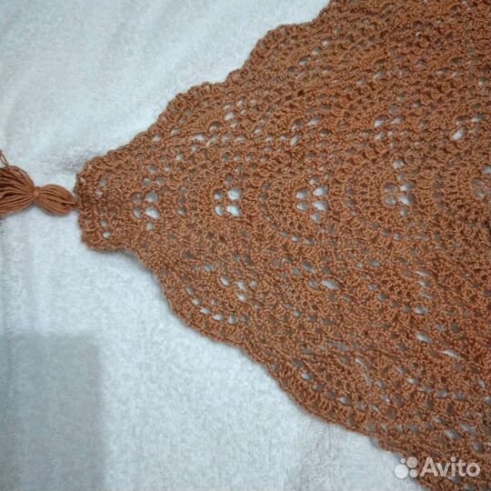 Вязаный бактус (платок шаль)