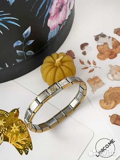 Браслет в стиле 