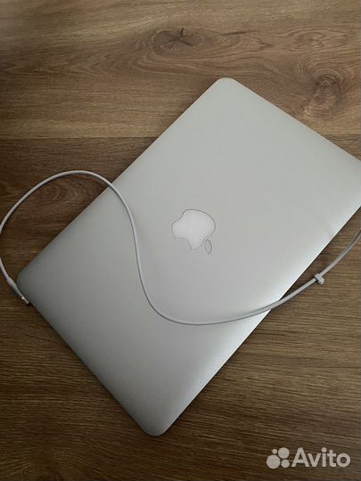 Apple MacBook Air 11