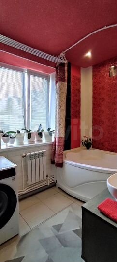 2-к. квартира, 53 м², 2/3 эт.