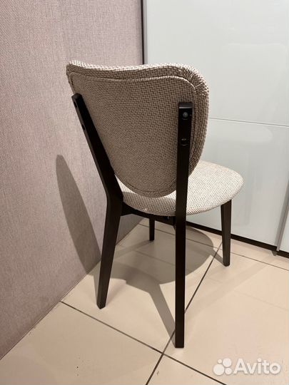 Стул деревянный