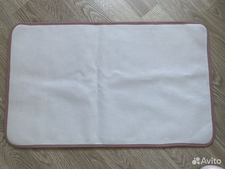 Коврик для ванной