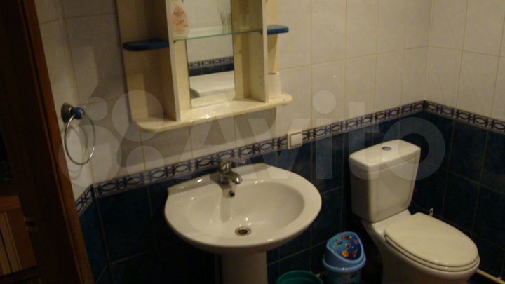 3-к. квартира, 80 м², 1/3 эт.