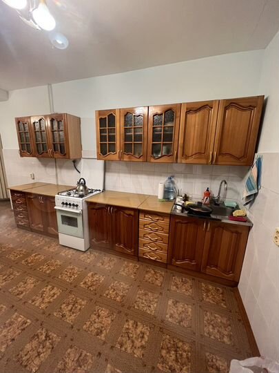 2-к. квартира, 100 м², 6/10 эт.
