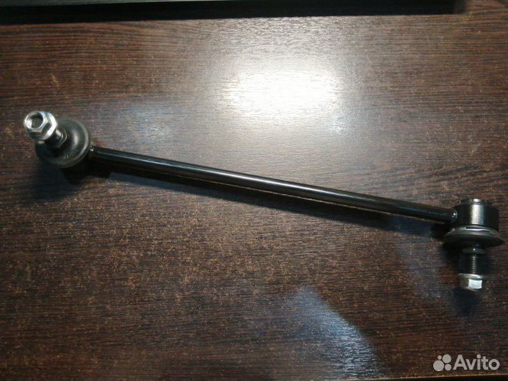 Стойка стабилизатора передняя правая Kia Rio