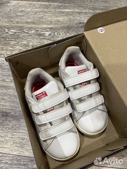 Кеды adidas для девочки