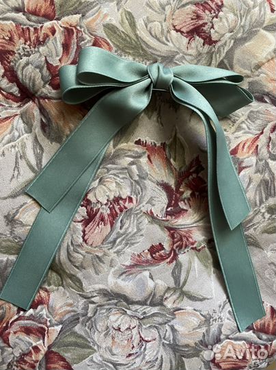 Бант на заколке