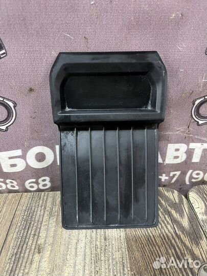 Bmw x4 g02 Пол центральной консоли / органайзер