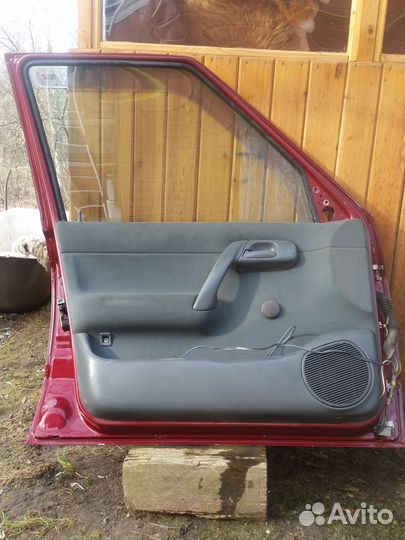 Двери левые Шкода фелиция