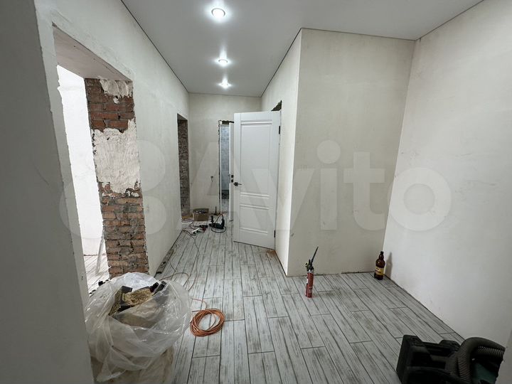 1-к. квартира, 47 м², 1/6 эт.