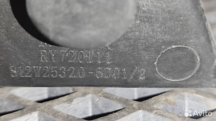 Фара противотуманная левая Sitrak С7Н Ситрак