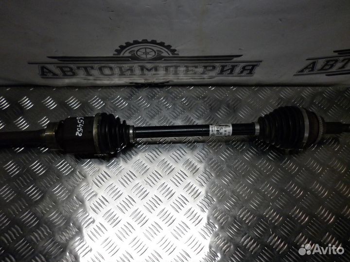 Привод полуось передняя правая Toyota Sienna 3