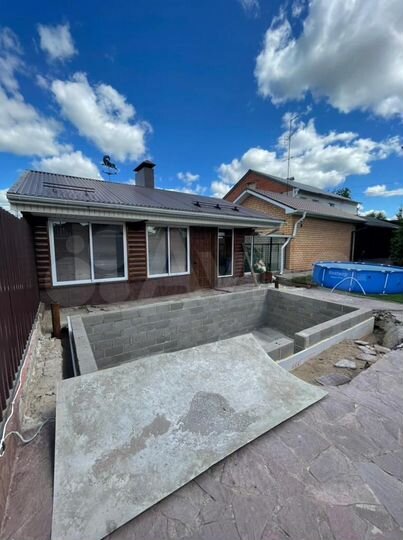 Дом 266 м² на участке 8 сот.