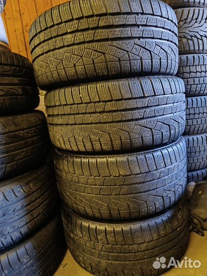 R18 Pirelli Winter Sottozero 240 Serie II 255/40, PCD 5x112 DIA 66.06