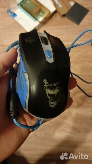 Игровая клавиатура и мышь