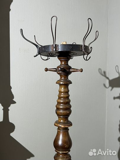 Антикварная напольная вешалка