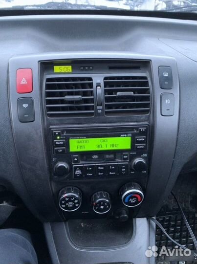 Кнопки Hyundai Tucson 2007