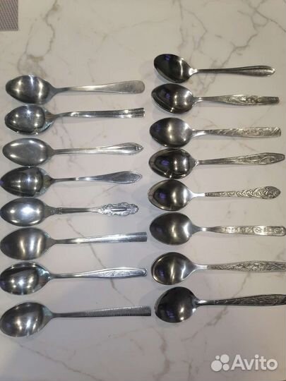 Столовые приборы(ложки, вилки)