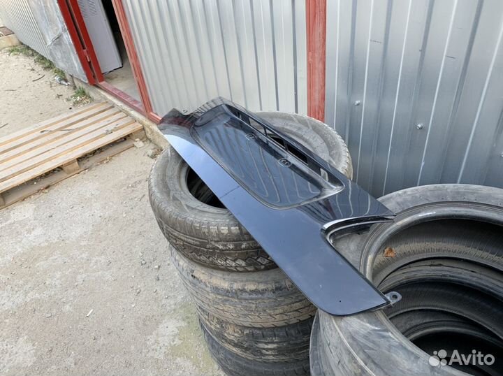 Накладка крышки багажника Lexus GS 300 05-11