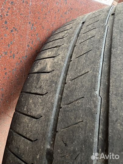 Continental ComfortContact - 5 275/35 R20