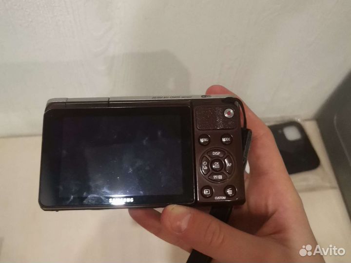 Компактный фотоаппарат samsung NX mini