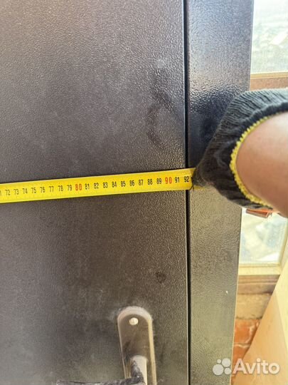 Дверь от застройщика