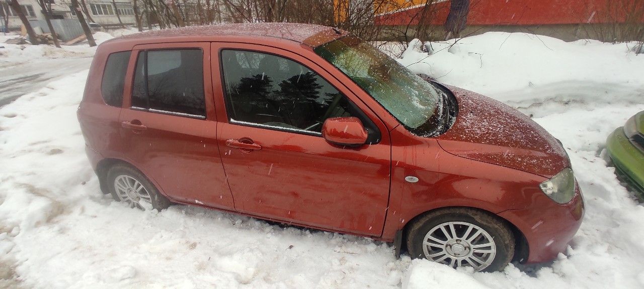 Mazda Demio: фото владельца