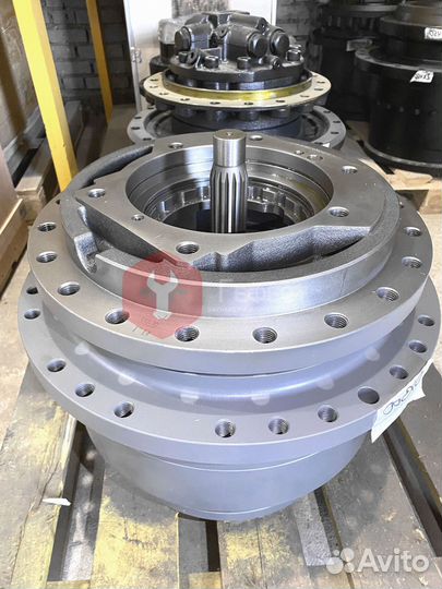 Бортовой редуктор Doosan DX300LC 170401-00048A