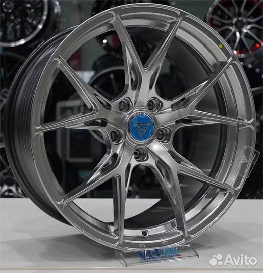 Диски R19 8,5j 5x114,3 ET38 Wheelegend VLF28 HB