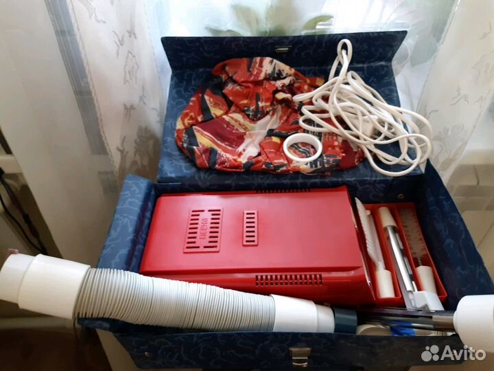 Фен для укладки волос. Весна.Новый