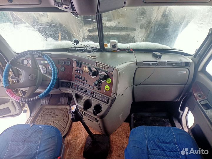 Freightliner Century, 1998