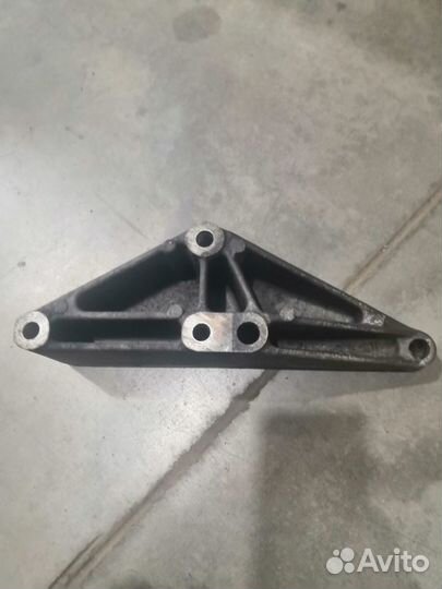 Кронштейн, система воздухозаборника двигателя DAF