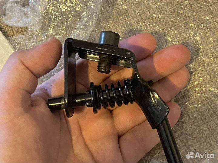 Подножка велосипедная центрального крепления