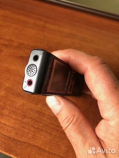 Диктофон Sony ICD-P330F