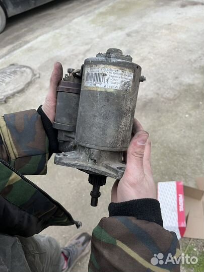 Автомобильная запчасть