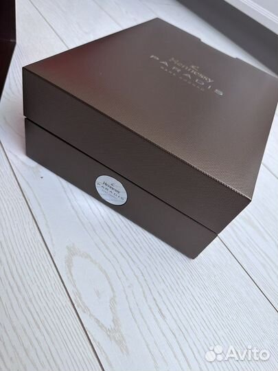 Коробка hennessy