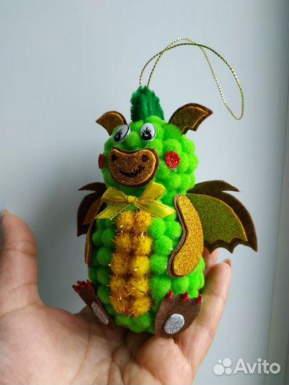 Елочные игрушки