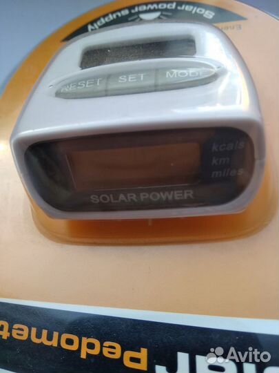 Шагомер на солнечной батарее