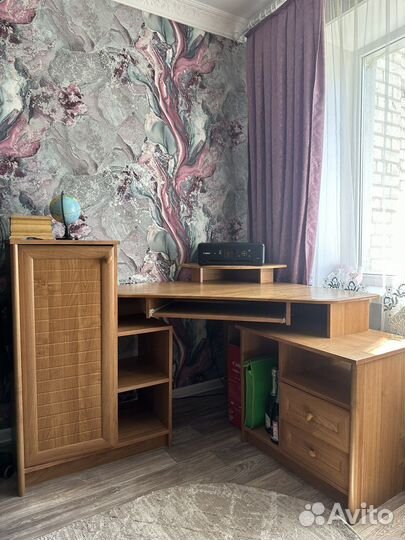 Компьютерный стол