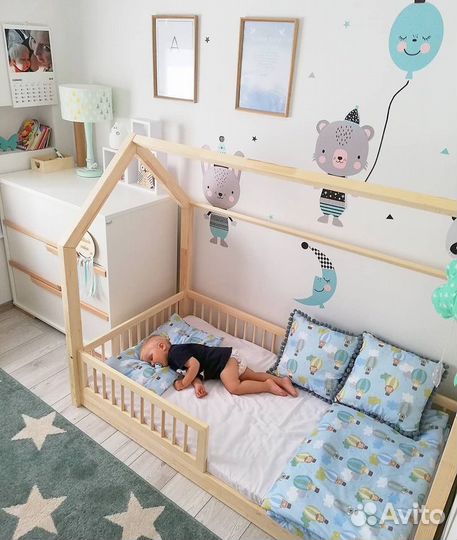 Детская кровать Монтессори из бука